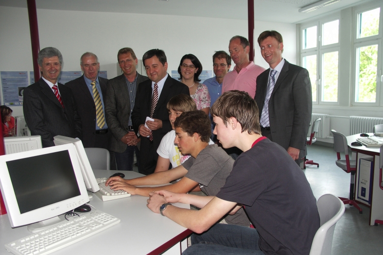 Foto - Pilotschulen-Programm - Initiative für ein sauberes Internet an bayerischen Schulen